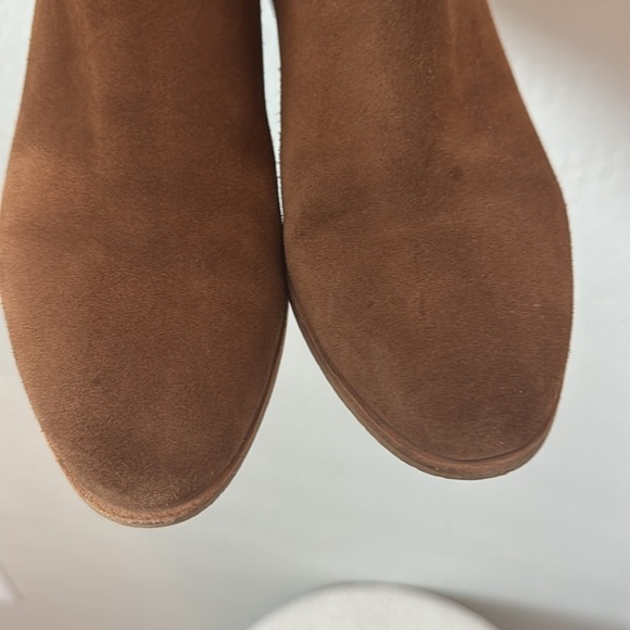 Michael Kors Sunny Caramel Suede Ankle Bootie Size 7.5 - Picture 4 of 9